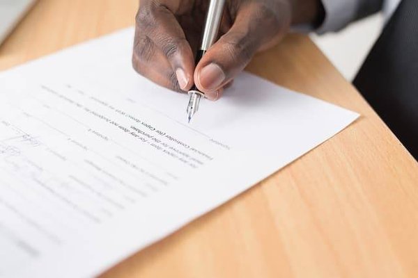 Choisir la bonne forme juridique pour votre entreprise de paysage: un guide essentiel